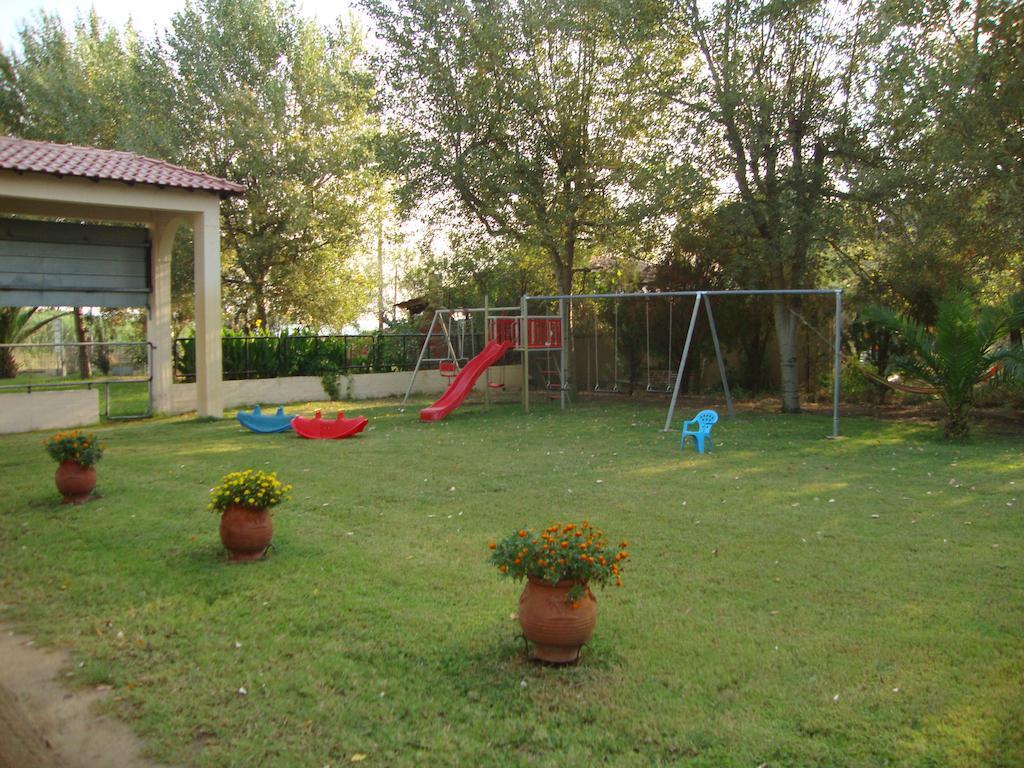 סיקיה Camping Linaraki Apartments & Bungalows מראה חיצוני תמונה